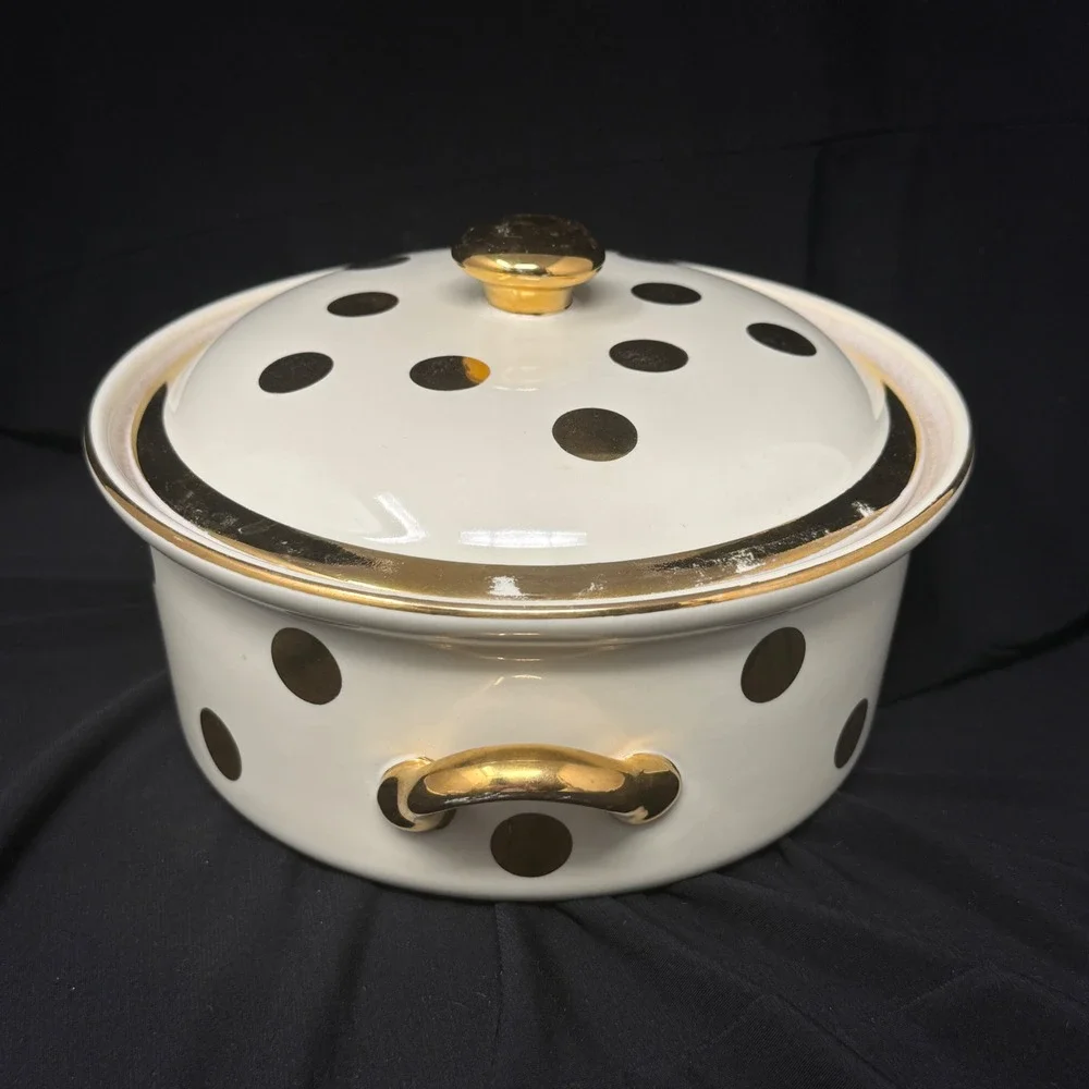 Vintage Hall's Superior Quality Kitchenware 1.75 Qt Gold Polka Dot Casserole 069